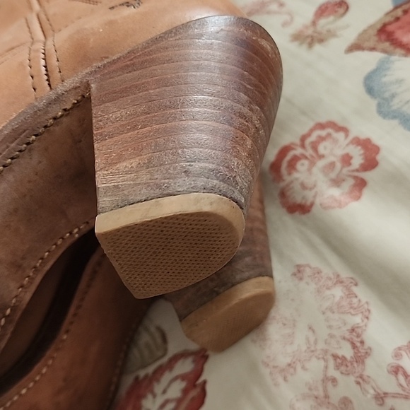 Vintage Frye boots - Picture 5 of 13